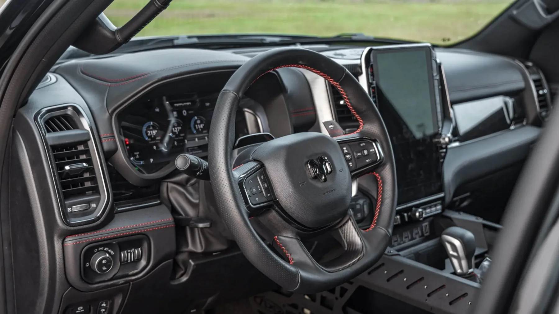 Hennessey Mammoth 700 na RAM 1500 RHO: ko 540 KM ni dovolj – zdaj čez 700 konjev brutalne zabave