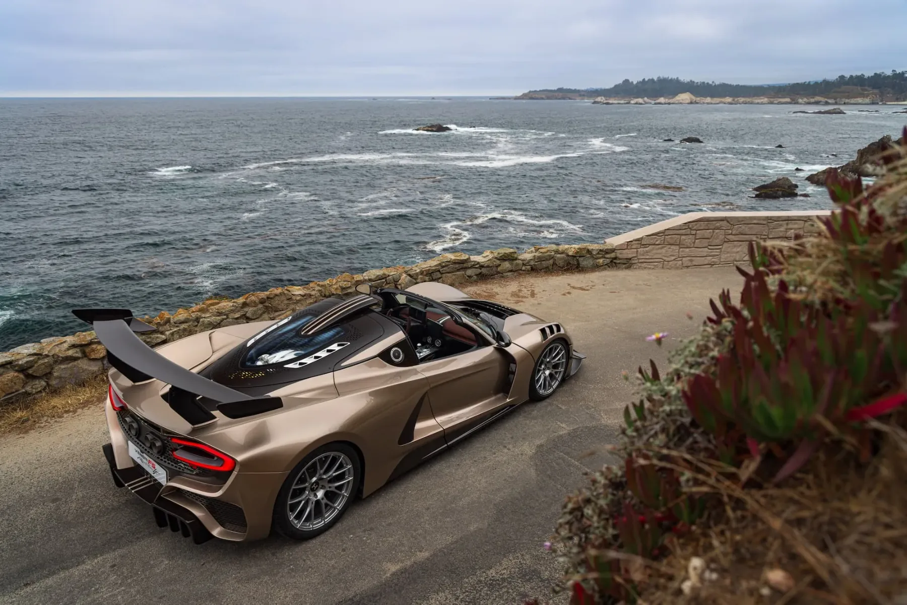 Hennessey Venom F5 Revolution LF – ročni hypercar z 2.031 “konji” in Maverickov podpis