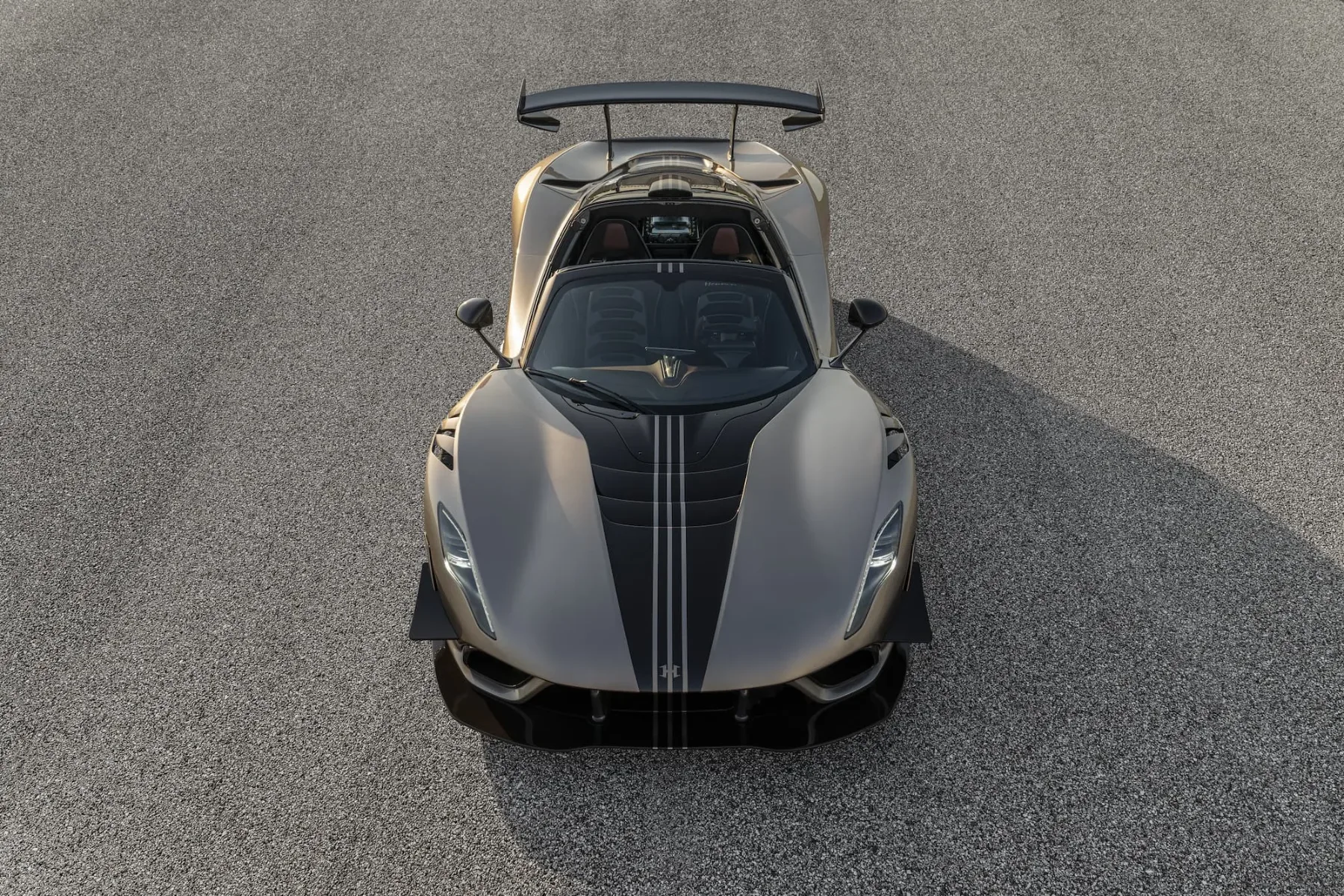 Hennessey Venom F5 Revolution LF – ročni hypercar z 2.031 “konji” in Maverickov podpis