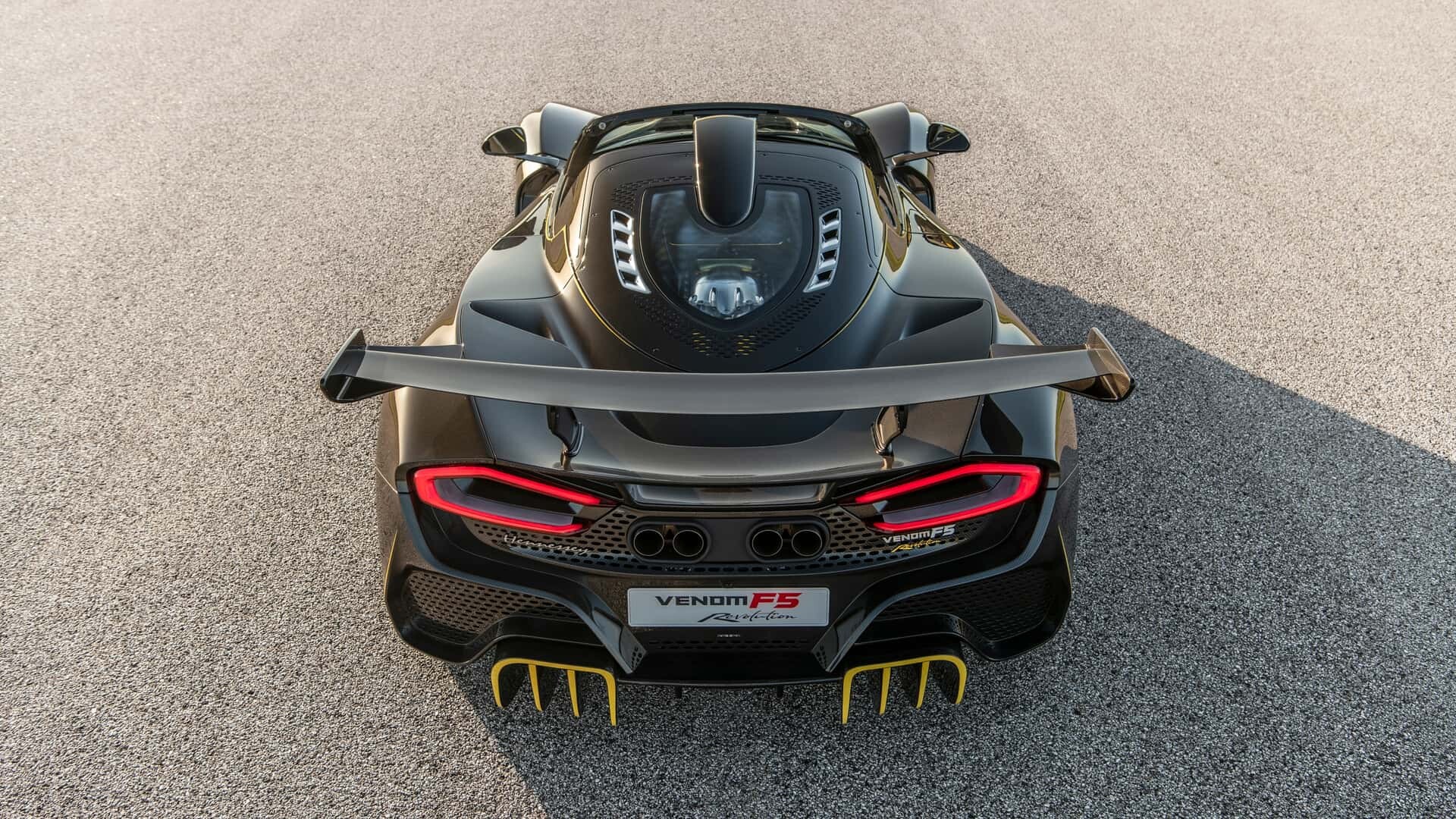 Hennessey Venom F5 Revolution Roadster: 1.817 konjskih moči v doživetju zgoraj brez