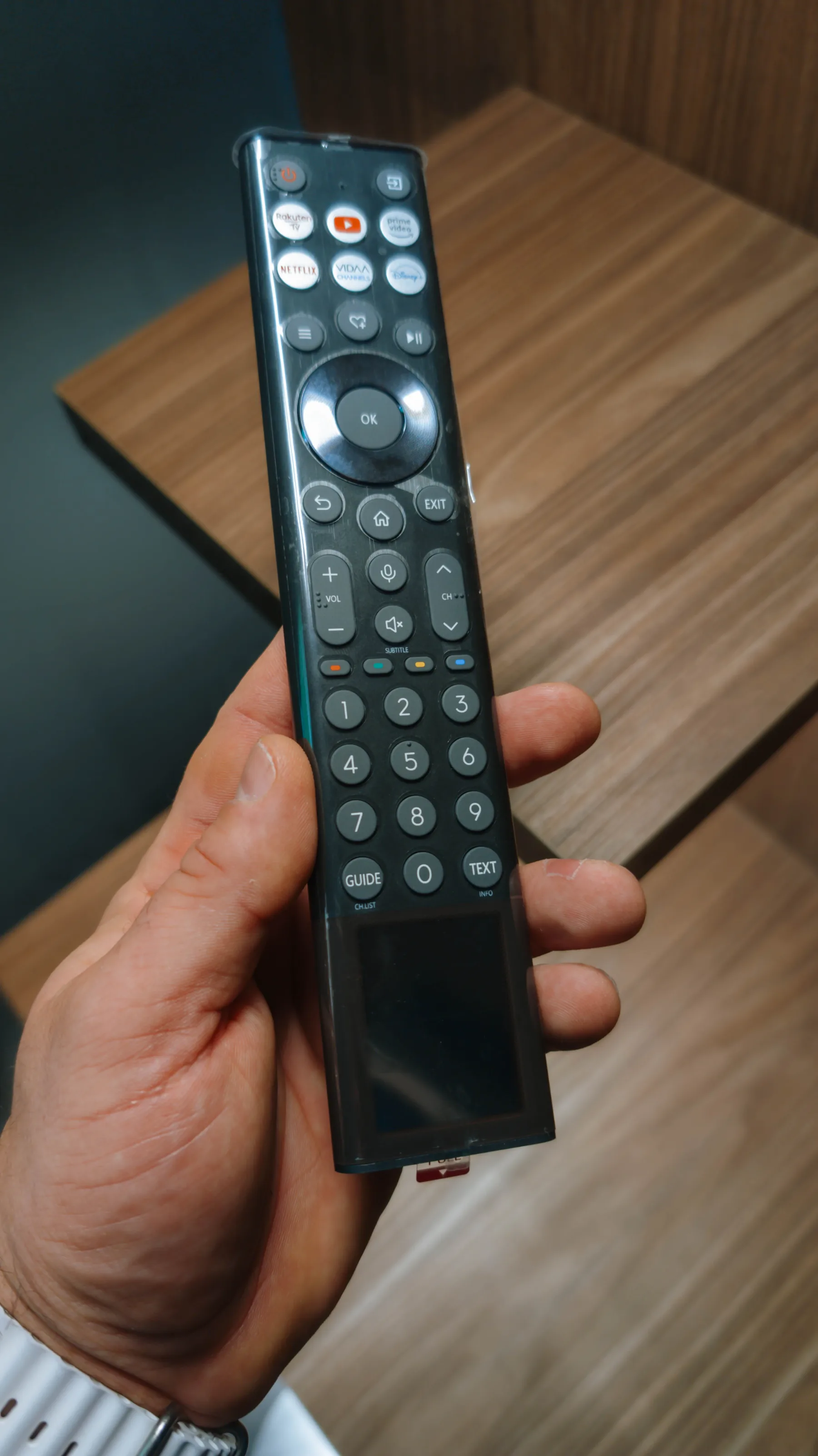 Hisense 100E7NQ PRO – ko televizor postane domači kino