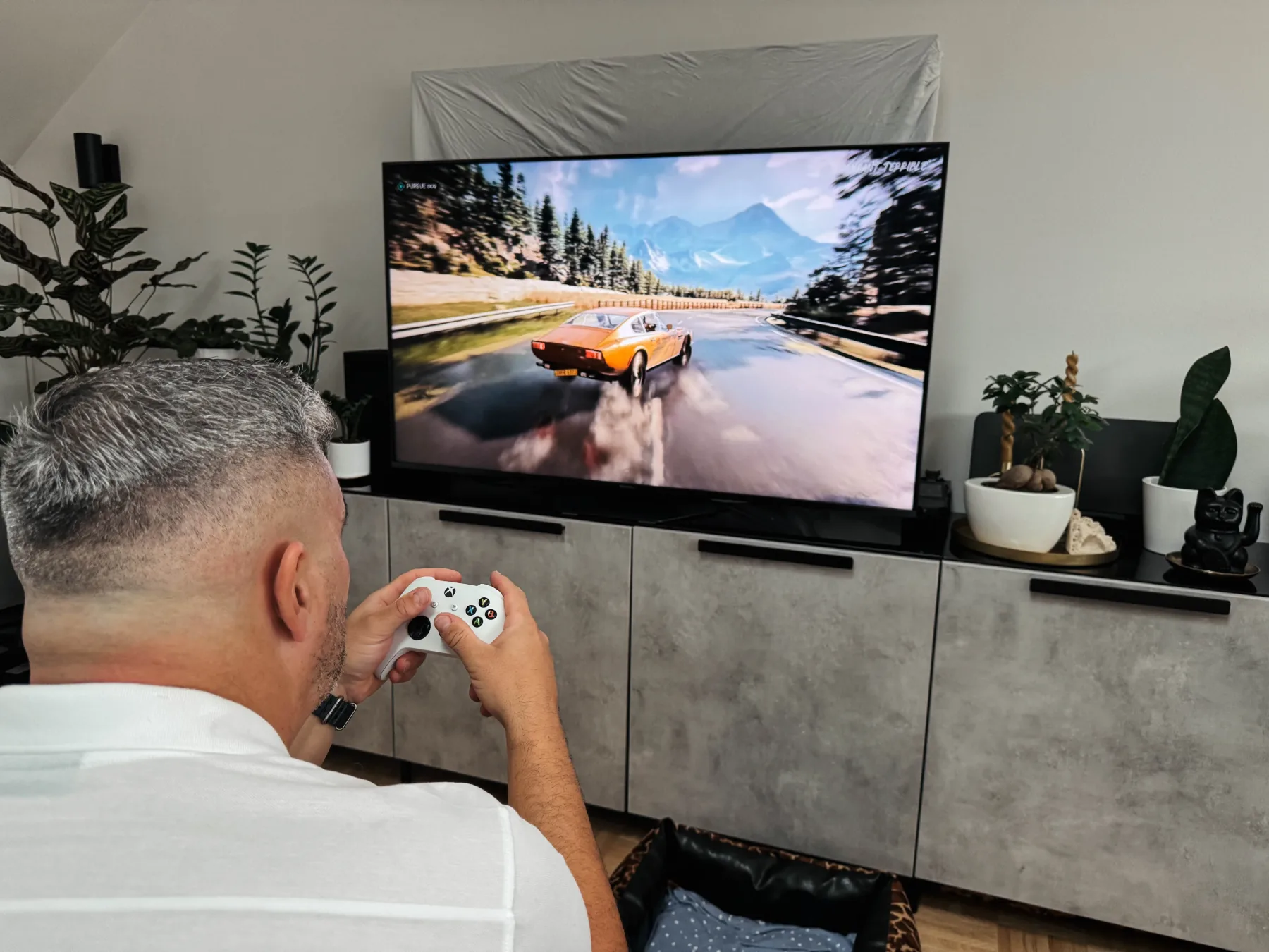 Hisense 55U8Q: vsako leto dva koraka naprej – kaj pomeni 12 mesecev razvoja v TV industriji