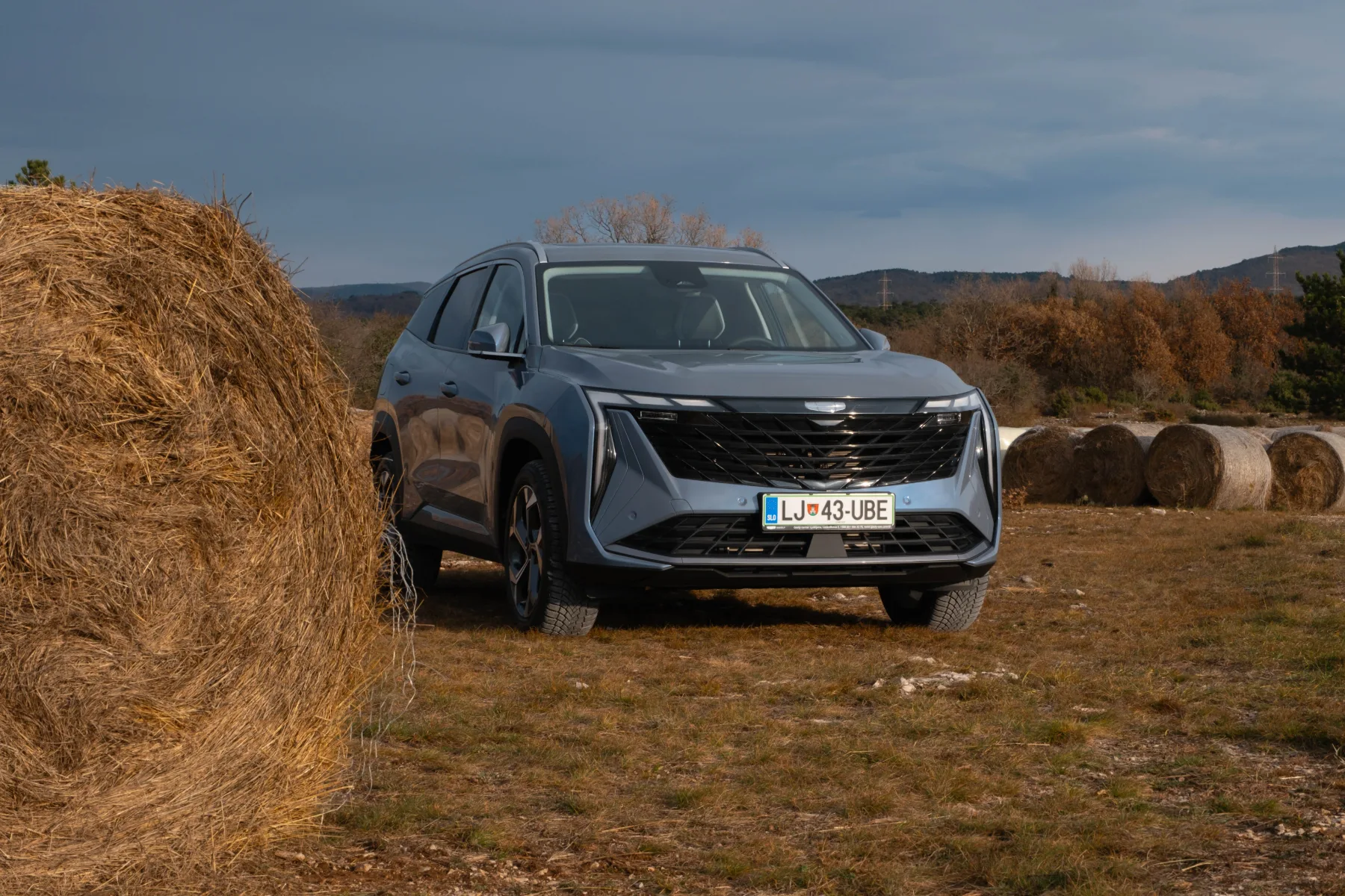 Hitri avto test – Geely StarRay: SUV, ki ne prihaja v Evropo s cvetjem in opravičili