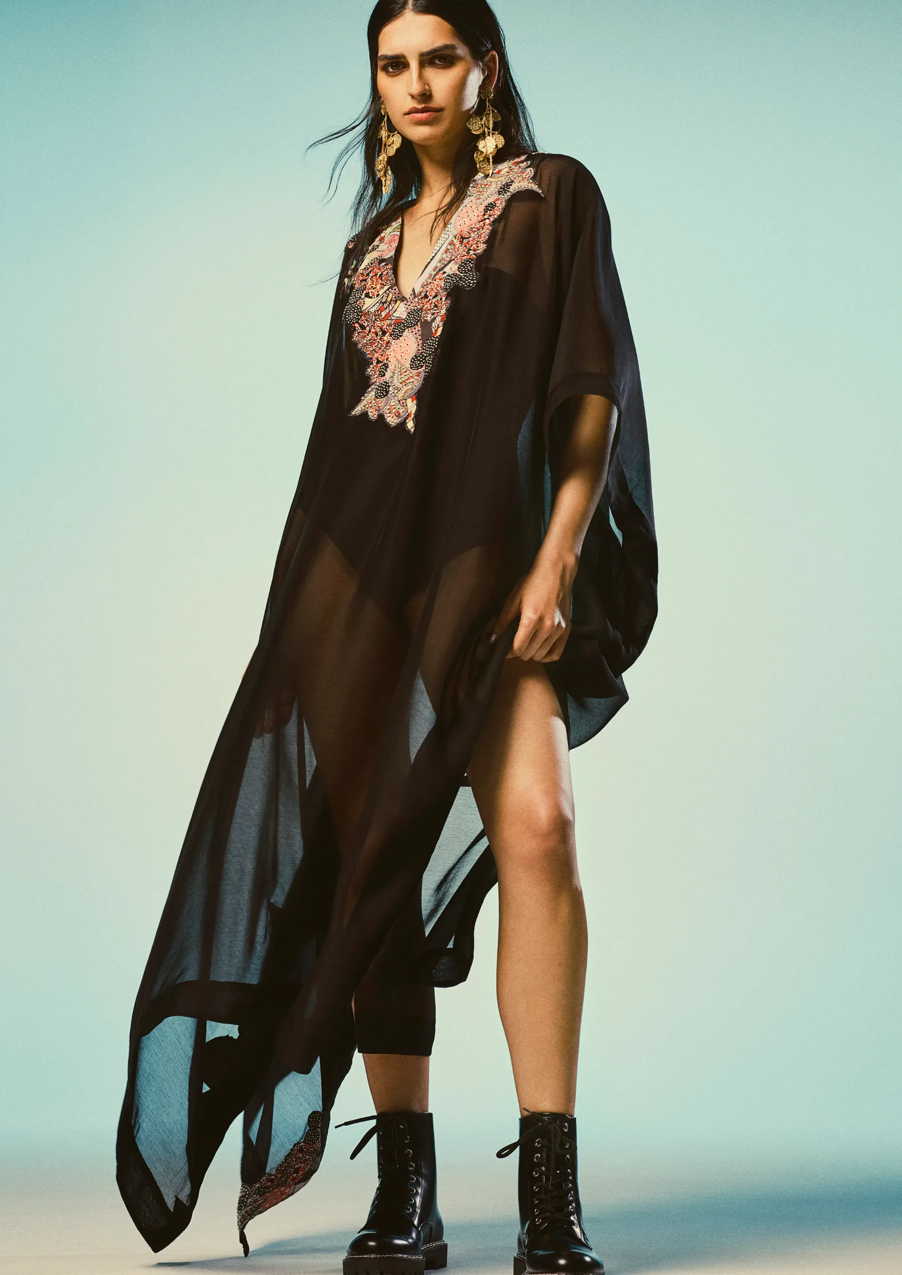 H&M x Anamika Khanna: Poroka indijske mode z globalnim pridihom