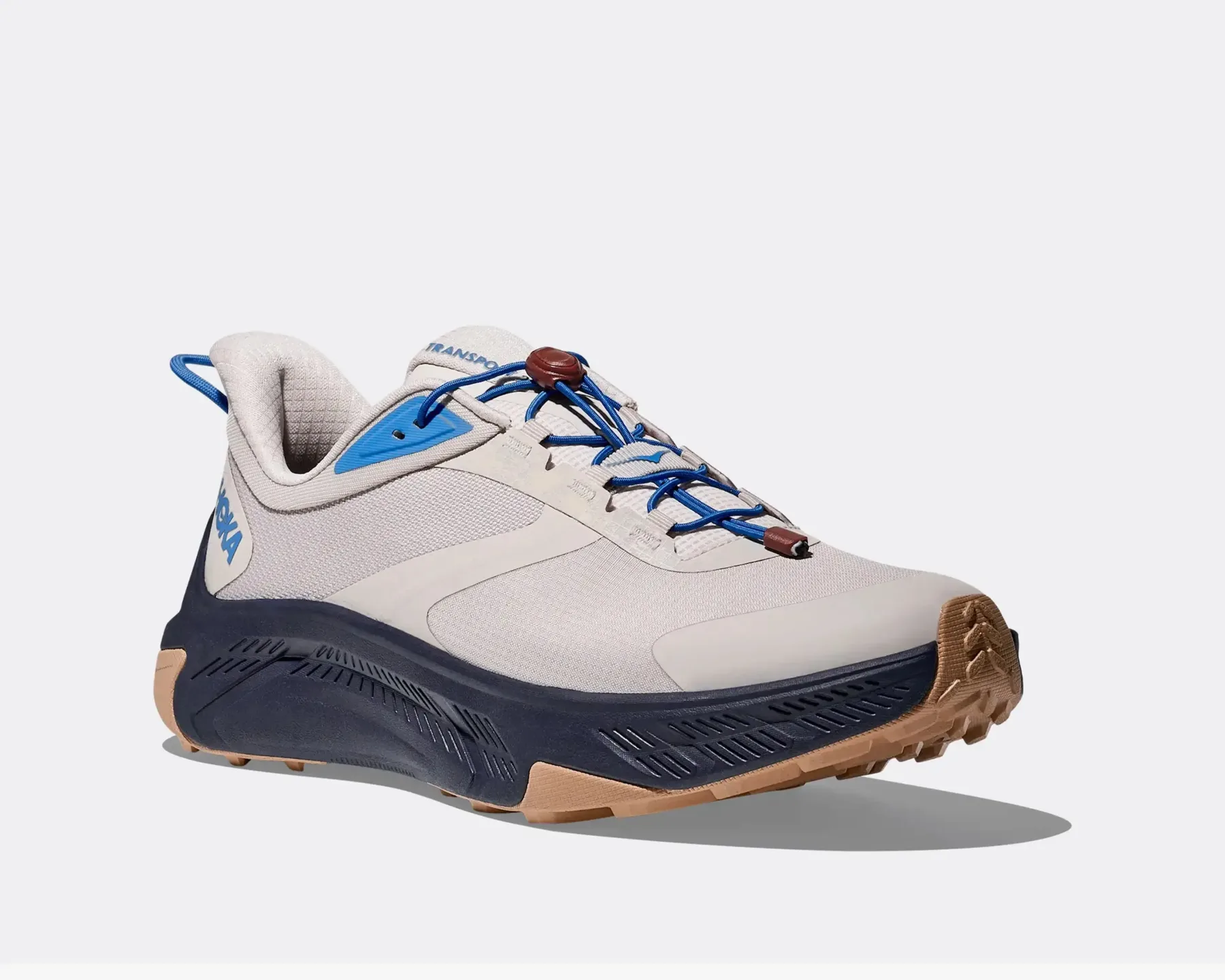 Hoka Transport 2: superga za mesto, ki bi najraje pobegnila na makadam