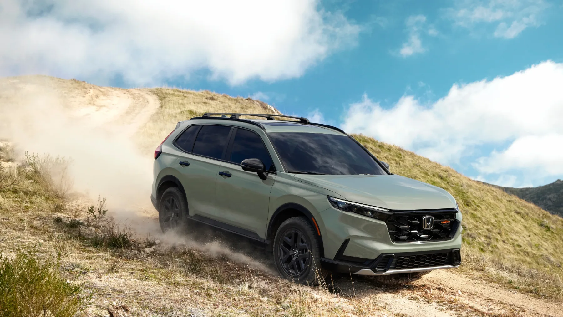Honda CR-V TrailSport Hybrid 2026 – Ko Honda prvič resno stopi iz asfalta (in me preseneti)