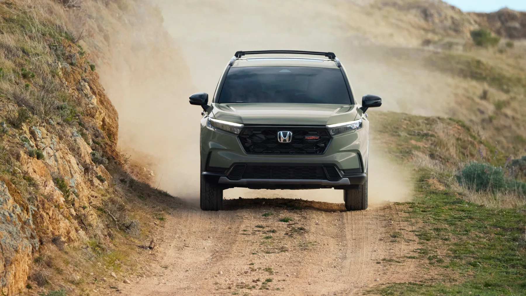 Honda CR-V TrailSport Hybrid 2026 – Ko Honda prvič resno stopi iz asfalta (in me preseneti)