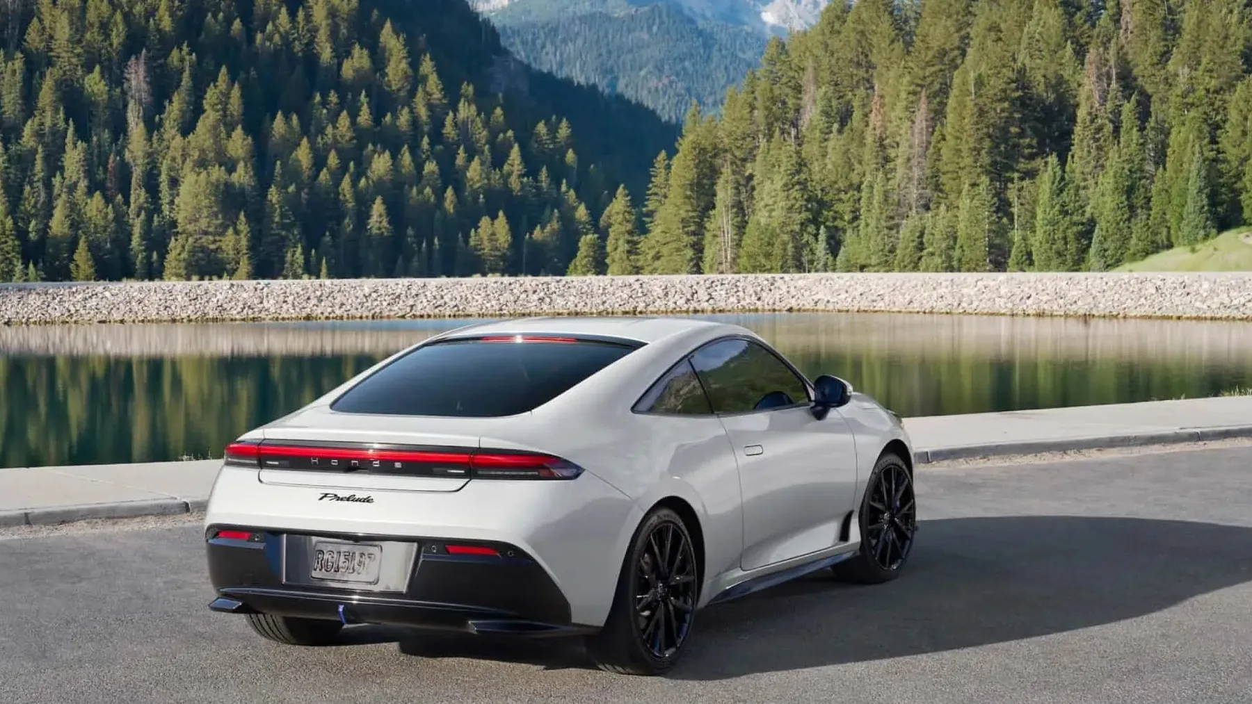 Honda Prelude 2026: povratek legende v hibridnem ritmu