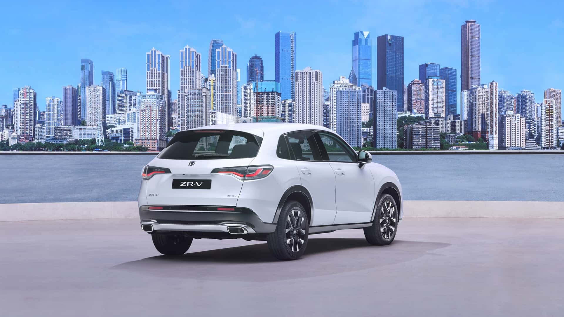 Honda ZR-V: hondin družinski hibridni SUV, ki prihaja tudi v Evropo