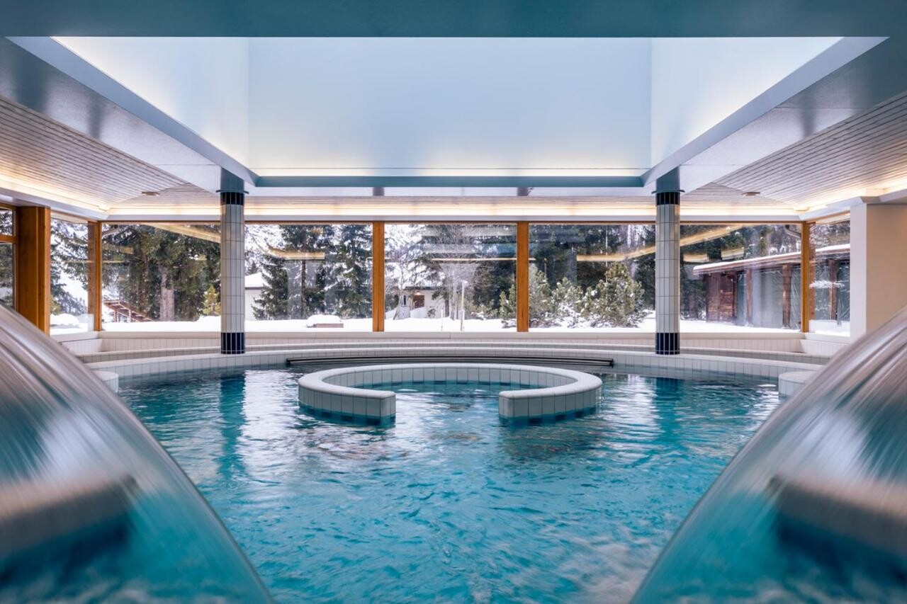 Hotel Faern Arosa Altein (Švica): alpsko zatočišče brezčasnega razkošja