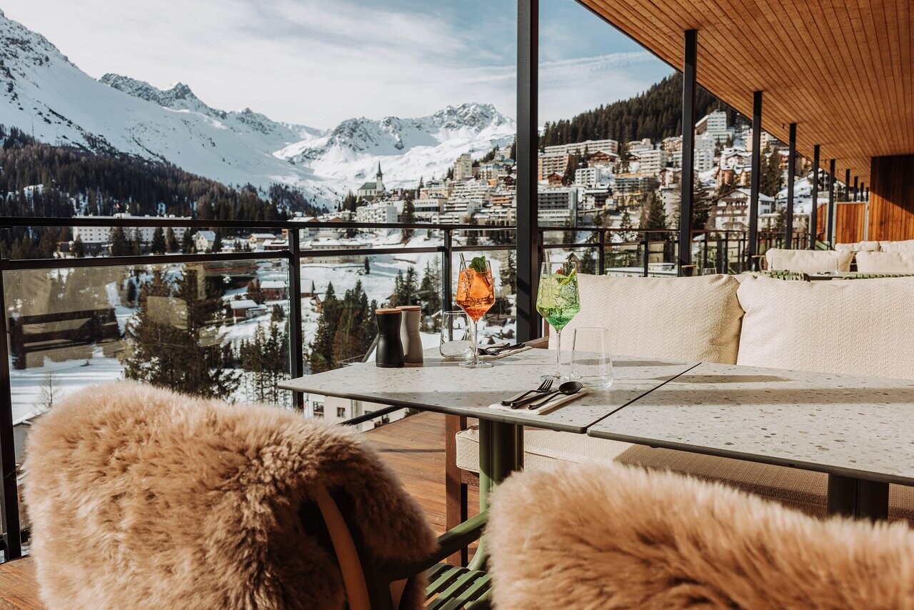 Hotel Faern Arosa Altein (Švica): alpsko zatočišče brezčasnega razkošja