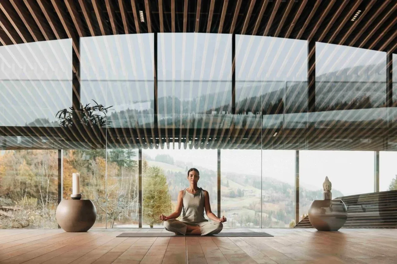Hotel Krallerhof: Rajski razgled, wellness iz sanj in malo avstrijskega glamurja