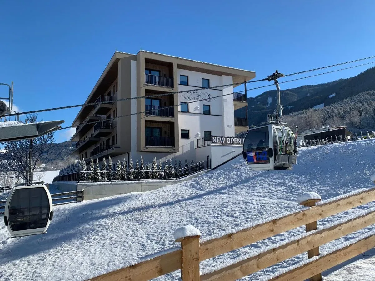 Hoteli z neposrednim dostopom do smučišča: Najboljši ski-in & ski-out hoteli v Dolomitih (Italija)
