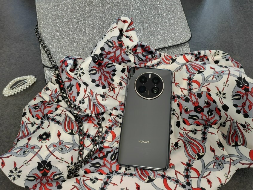 Huawei Mate 50 Pro: Kralj fotografije, enostaven dostop do aplikacij in popolna napolnitev v času ene hitre kave