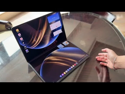 Huawei MateBook Fold: Tanek kot gossip, zloži se kot drama na Instagramu