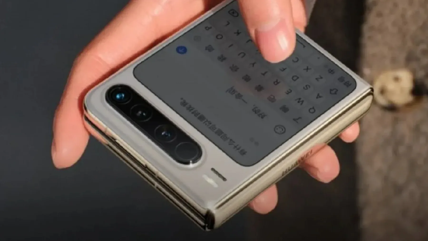Huawei Pura X: Najlepši prepogljiv telefon leta 2025 (in mogoče tudi vseh časov) – se strinjaš?!