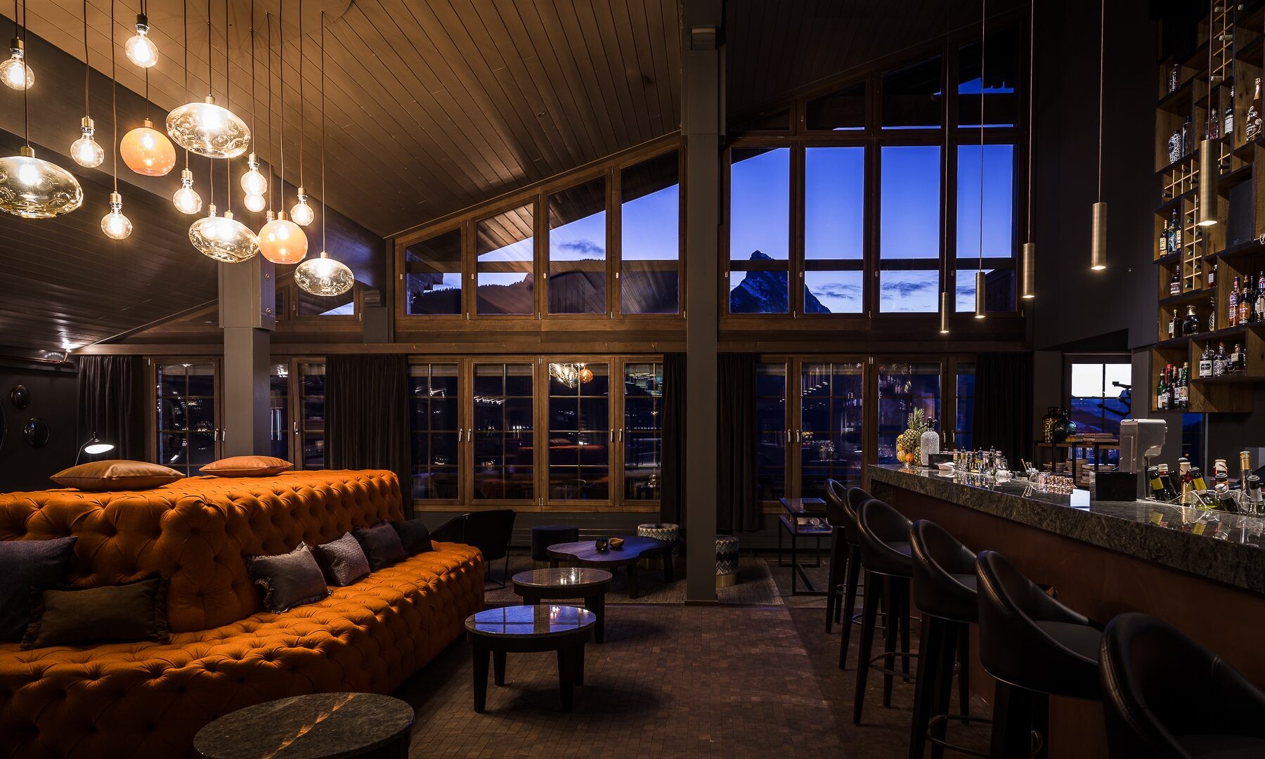 HUUS Gstaad Hotel: zatočišče miru in prefinjenosti v švicarskih Alpah
