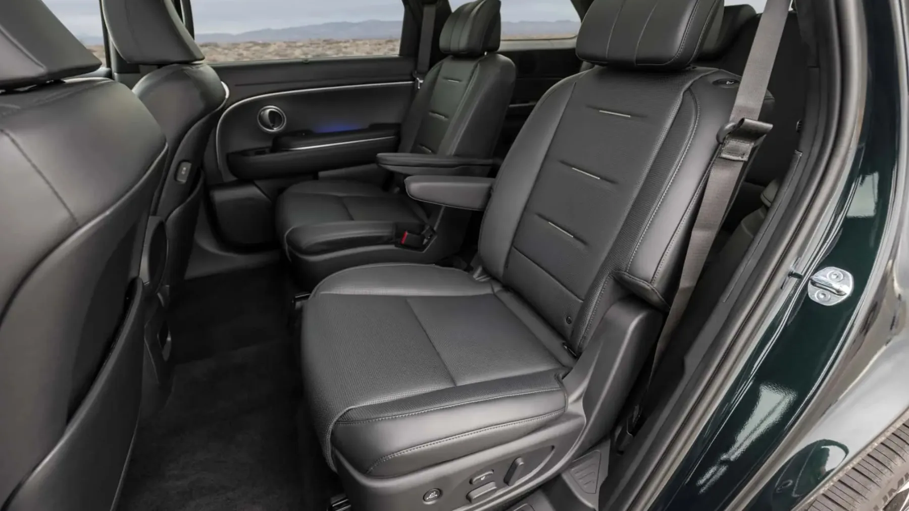 Hyundai Palisade 2026 – končno tudi hibrid, in to tak z mišicami