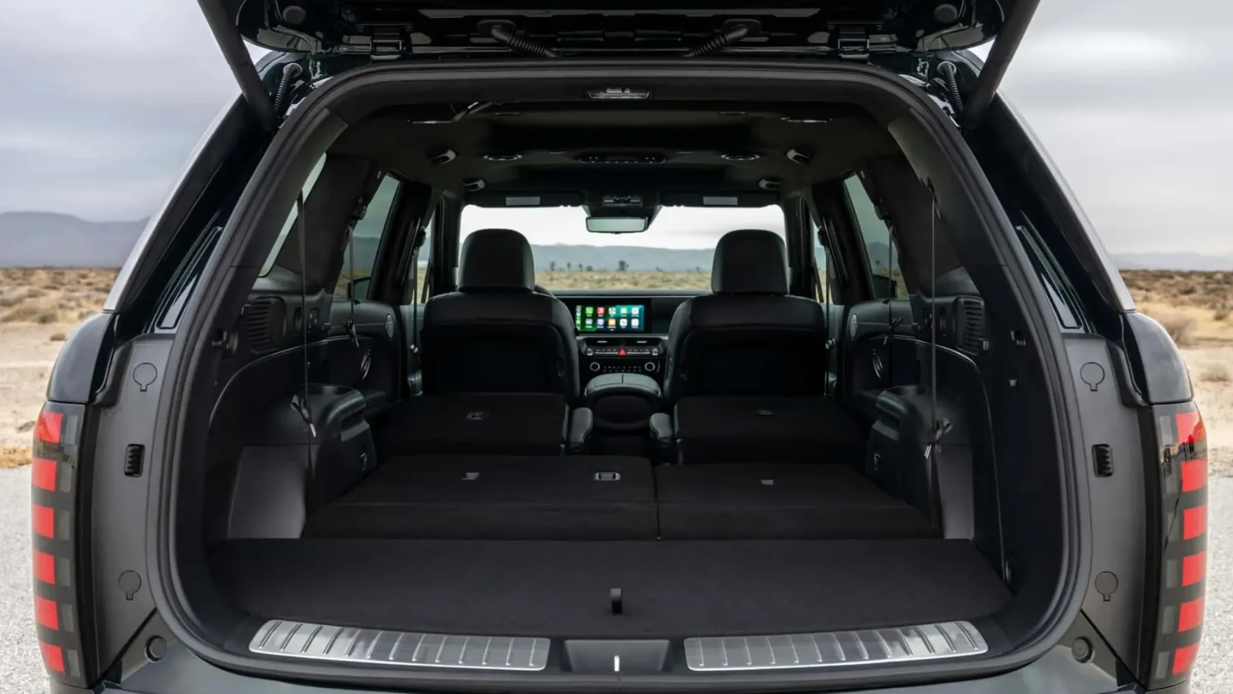 Hyundai Palisade 2026 – končno tudi hibrid, in to tak z mišicami
