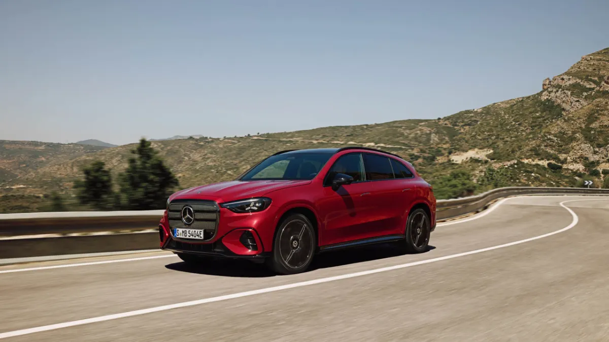 Mercedes‑Benz GLC z EQ tehnologijo 2025