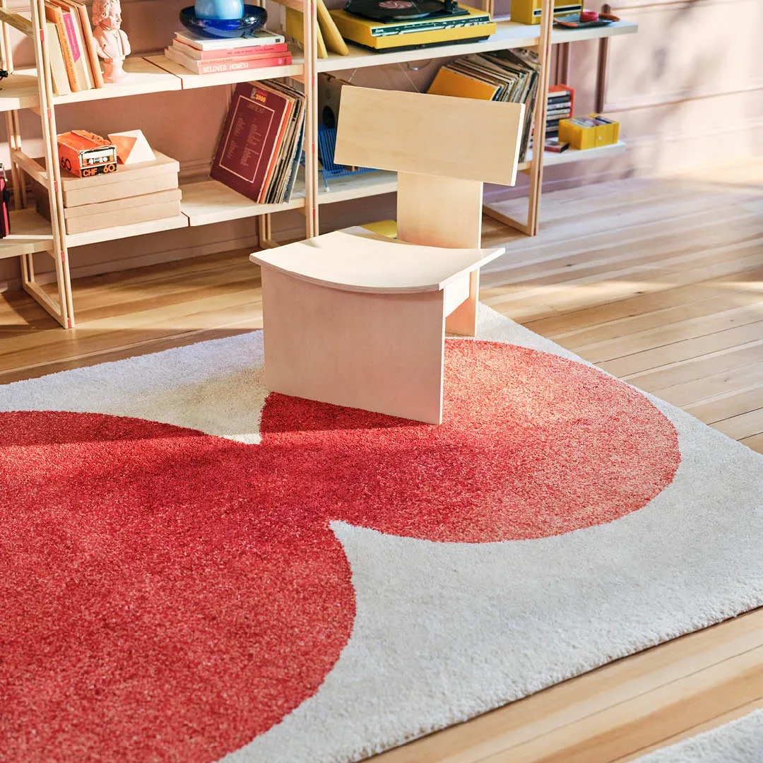 IKEA PS 2026 kolekcija: razkrivamo vseh 44 kosov, ki majhna stanovanja spremenijo v dizajnerski lunapark