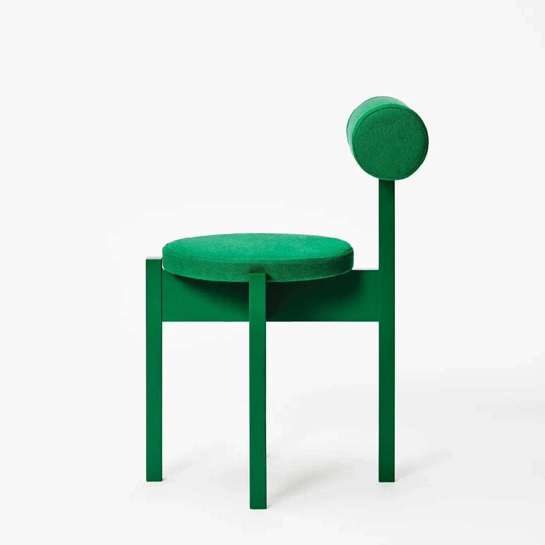 IKEA PS 2026 kolekcija: razkrivamo vseh 44 kosov, ki majhna stanovanja spremenijo v dizajnerski lunapark