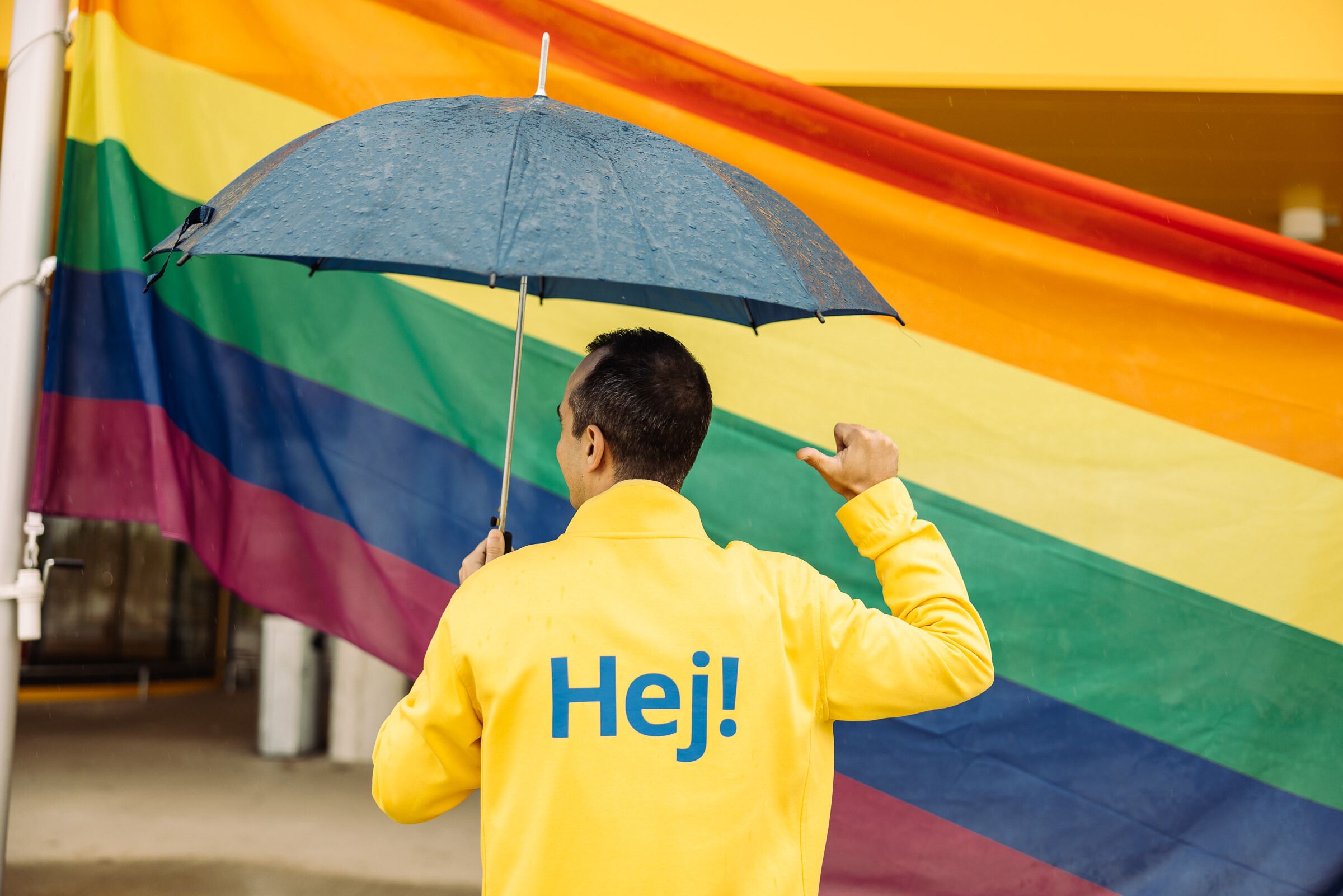IKEA Slovenija z mavrično zastavo spodbuja k ustvarjanju bolj vključujočega okolja