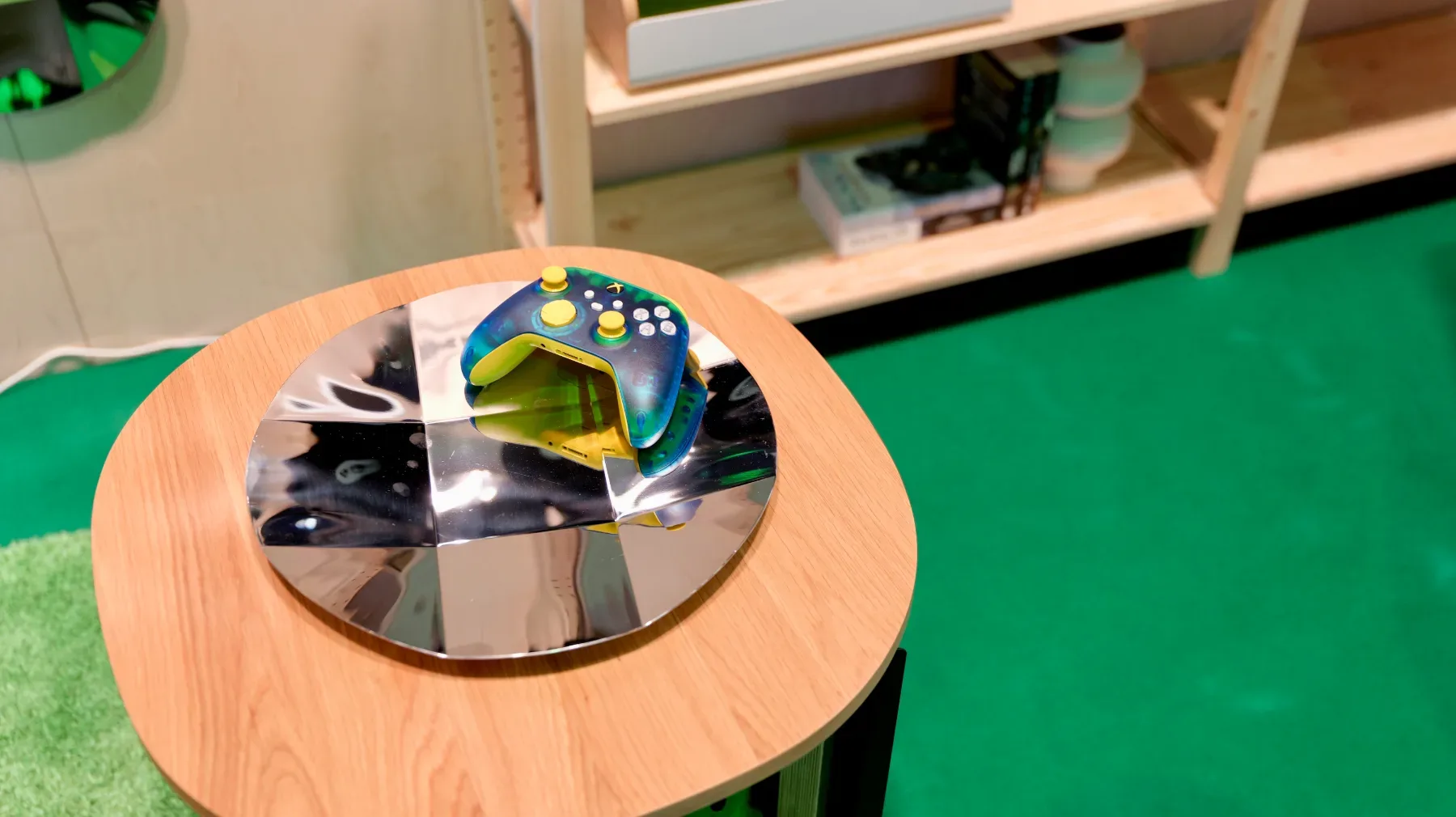 Ikea x Xbox YXSTABY: bil sem na Gamescomu 2026, kjer sta švedska omara in igralna konzola podpisali premirje