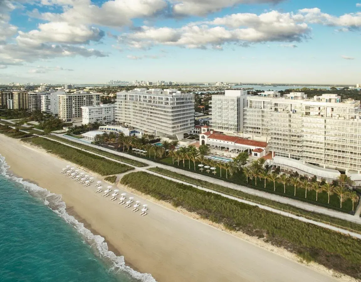 Ikona Miamija v novem sijaju: Four Seasons Hotel at The Surf Club – ekskluzivna oaza razkošja