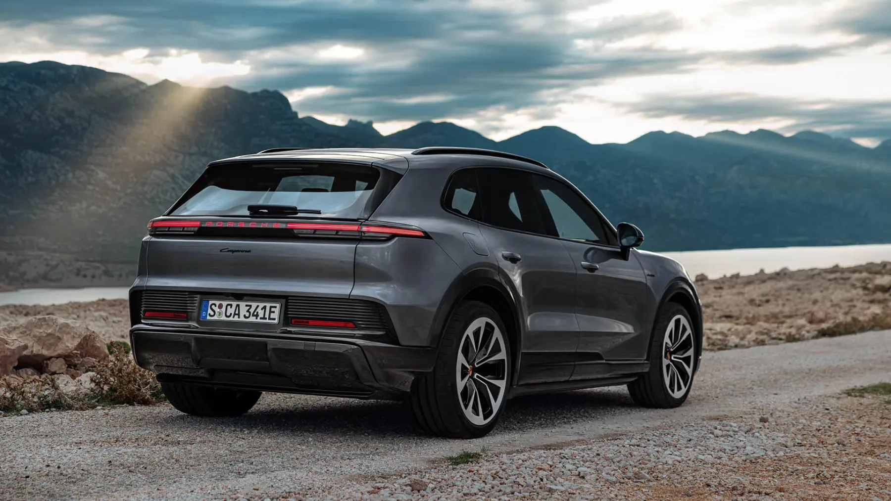 Internet je znorel: razlogi, zakaj Porsche Cayenne Electric ni tako popoln, kot trdi Porsche