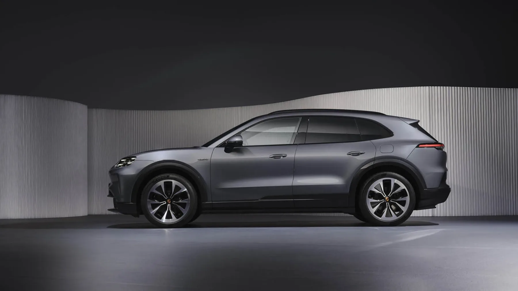 Internet je znorel: razlogi, zakaj Porsche Cayenne Electric ni tako popoln, kot trdi Porsche
