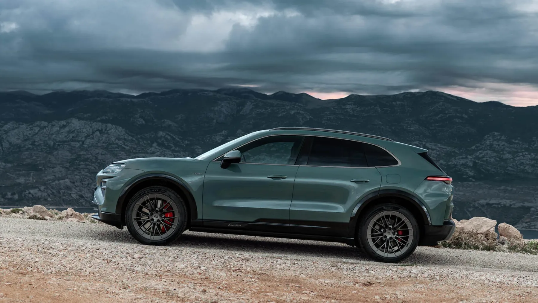 Internet je znorel: razlogi, zakaj Porsche Cayenne Electric ni tako popoln, kot trdi Porsche