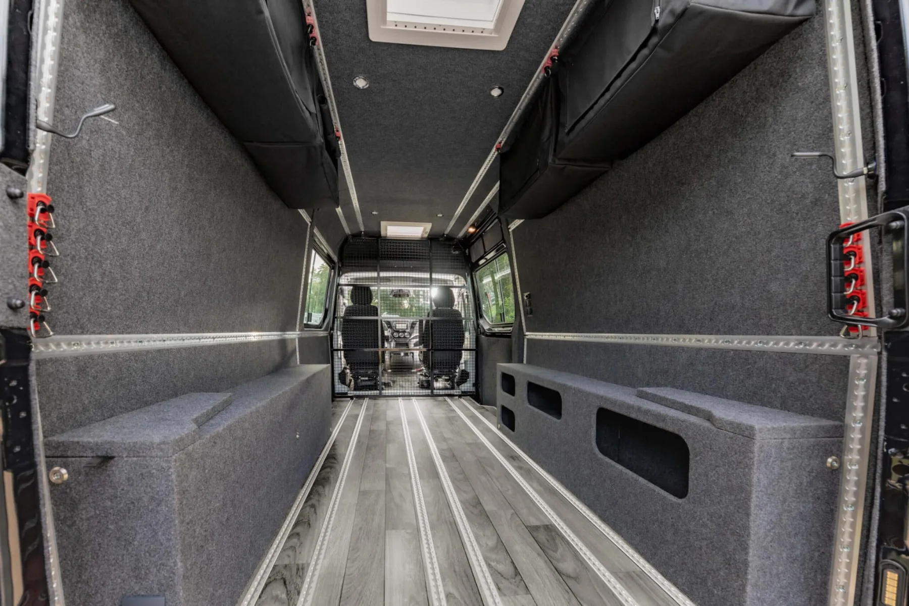 Iveco Daily Switch 4×4: Potovalni kombi, ki je več kot le vikend zabava