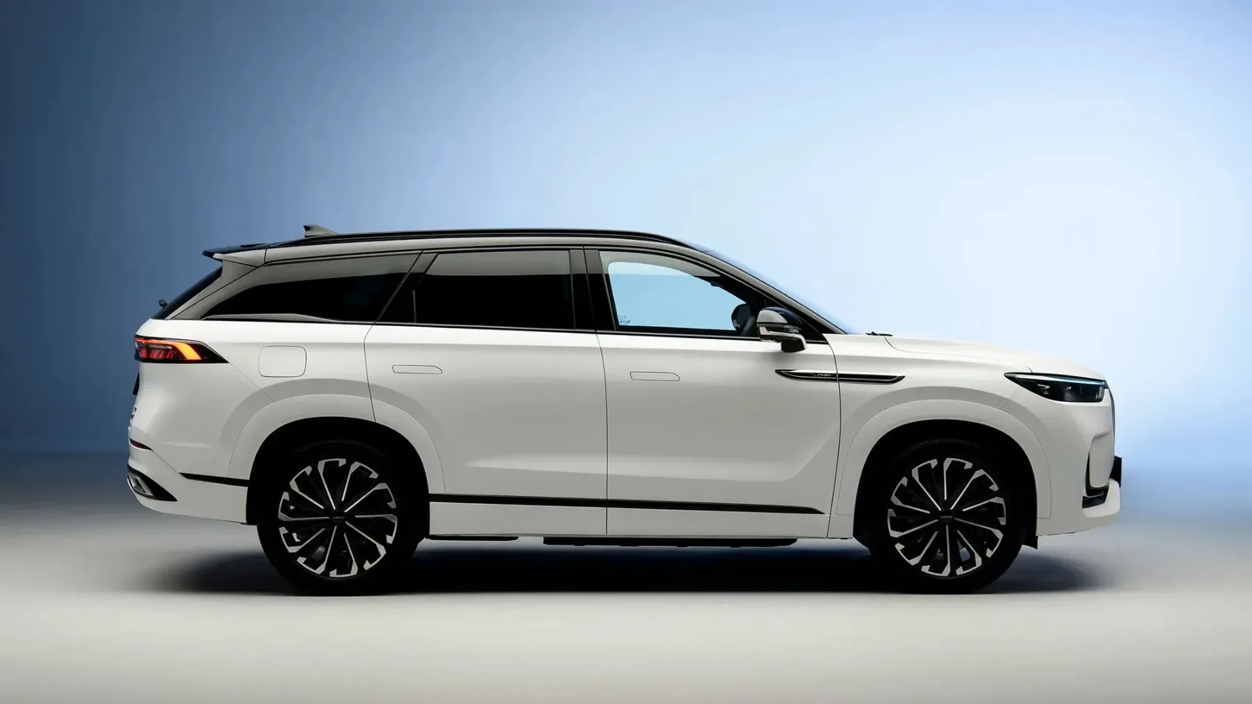 Jaecoo 8 (2026): kitajski Audi Q7 za polovico denarja