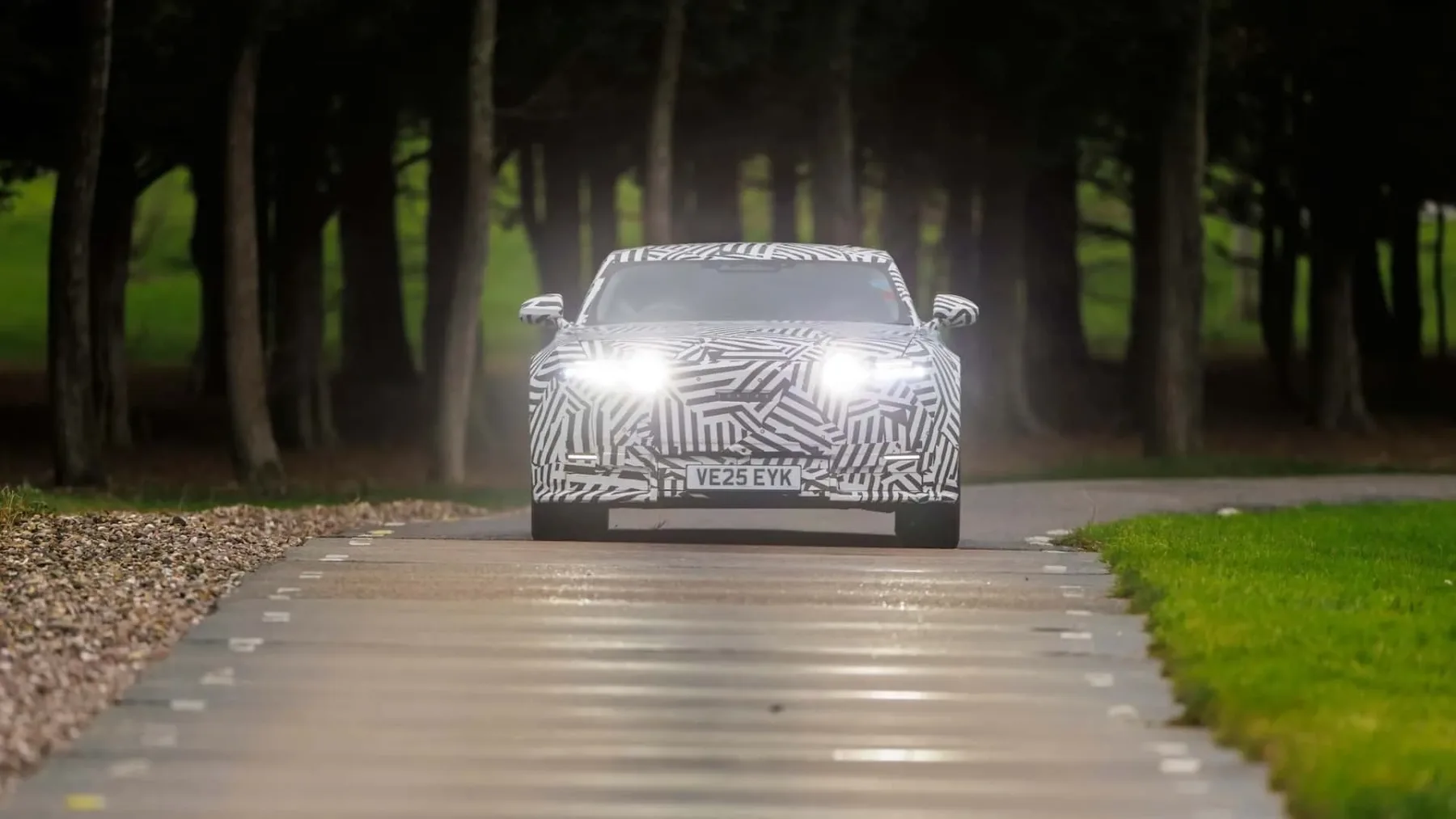 Jaguar Type 00: 1000 konjev (745 kW), ki so razjezili svet – je to konec ali veličasten nov začetek legende?