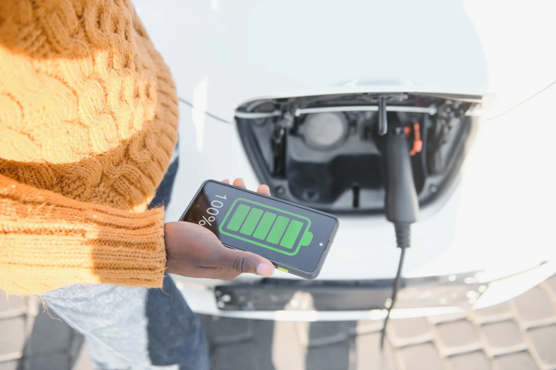 Je evropska avtoindustrija pokopana? Kitajski električni avtomobili se bodo polnili 4x hitreje kot evropski!