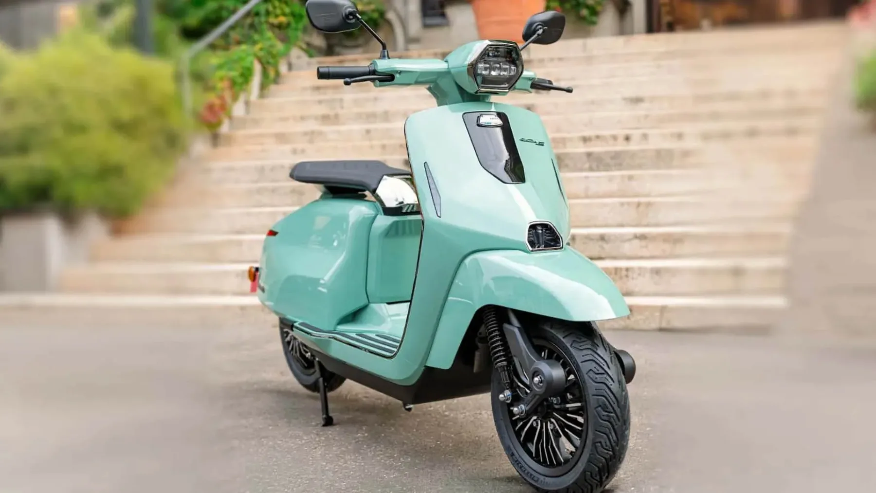 Je to električni skuter z dušo? Lambretta Elettra S