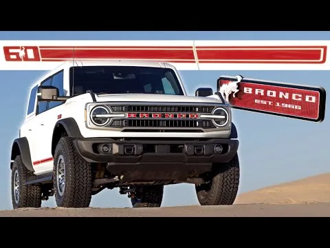 Je to najlepši?! Ford Bronco 60th Anniversary Package (2026) – Retro legenda v Wimbledon White se vrača na makadam