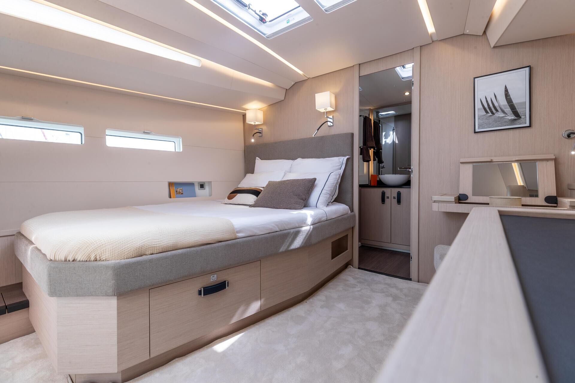 Jeanneau Yachts 55: razkošje modrih sanj o barki vašega življenja