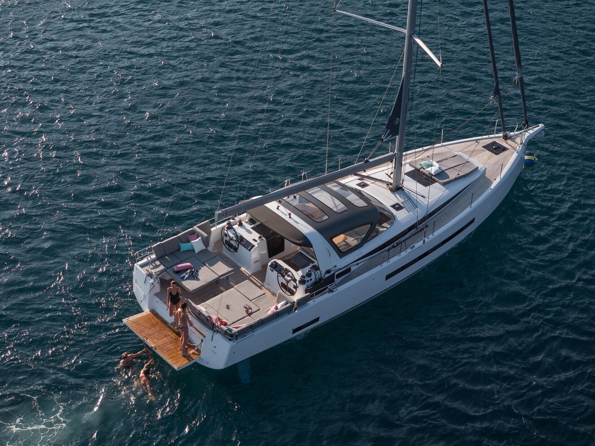 Jeanneau Yachts 55: razkošje modrih sanj o barki vašega življenja