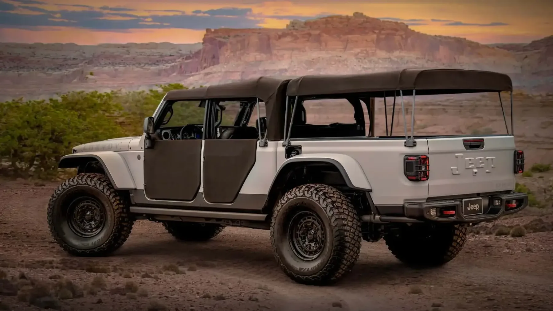 Jeep safari 2025: retro je nova elektrika