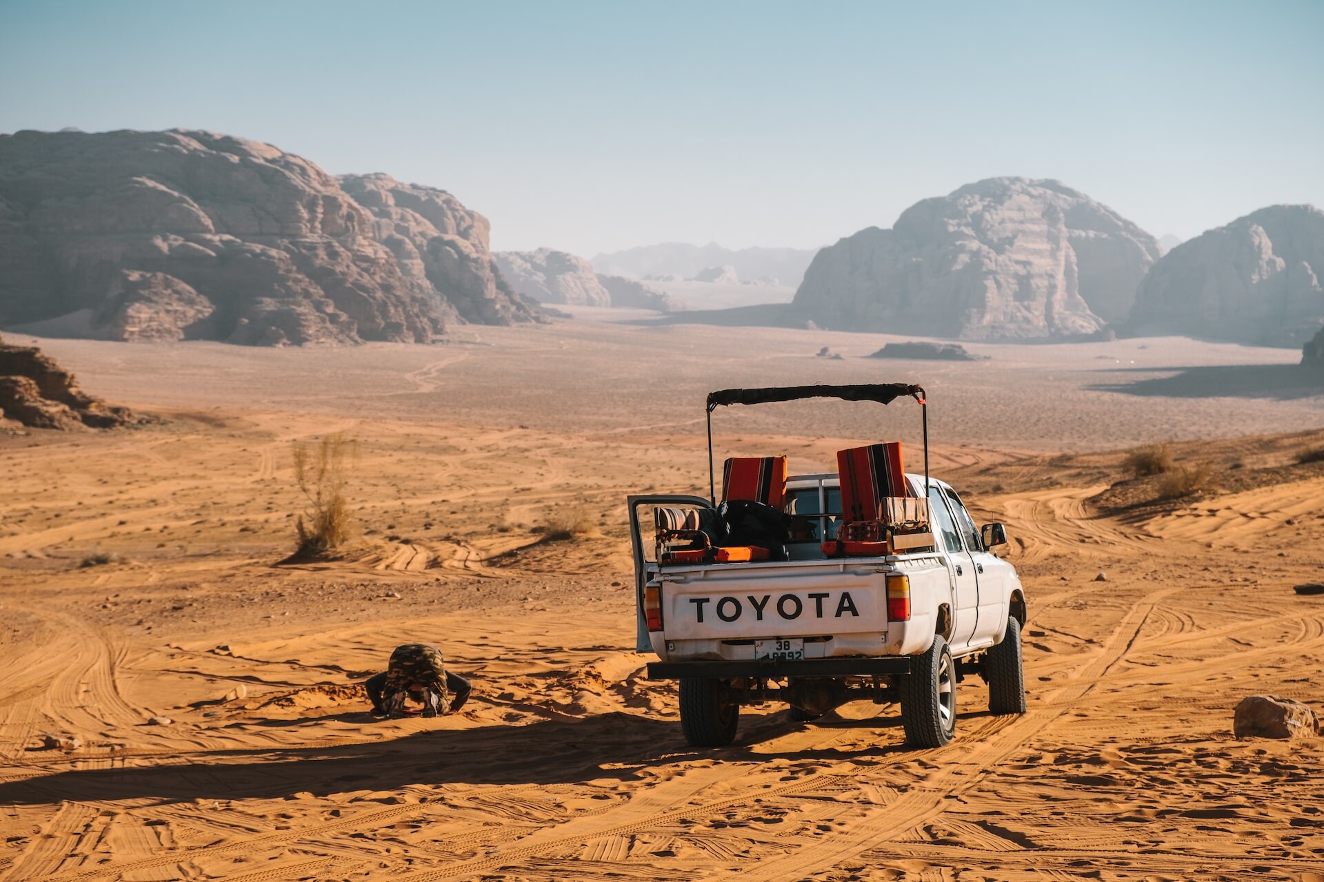 Jordanija: prenočišča sredi puščave Wadi Rum