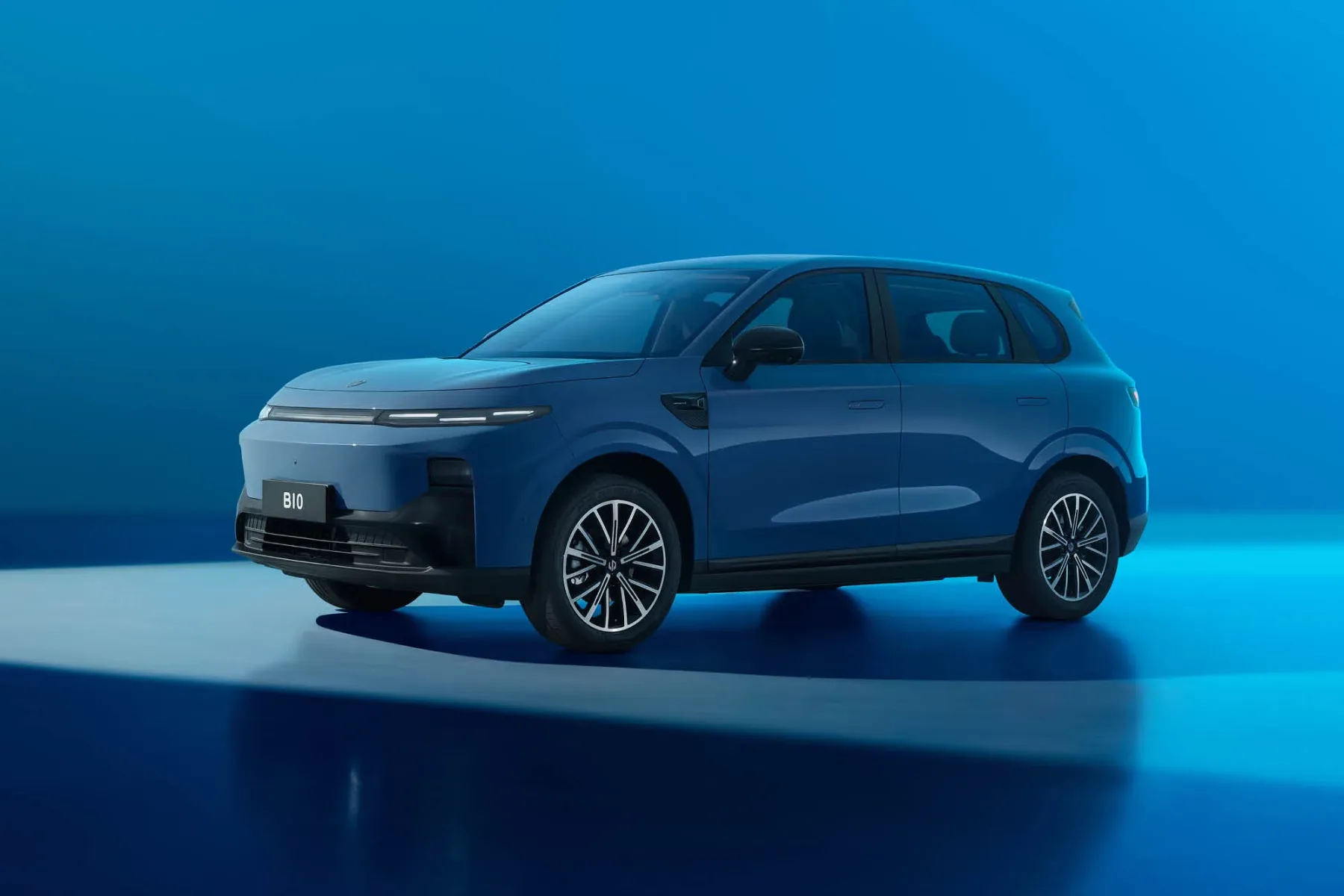 Kaj pravi internet – Leapmotor B10: je električni udarec pod pasom evropskim SUV-jem s ceno < 30.000 evri