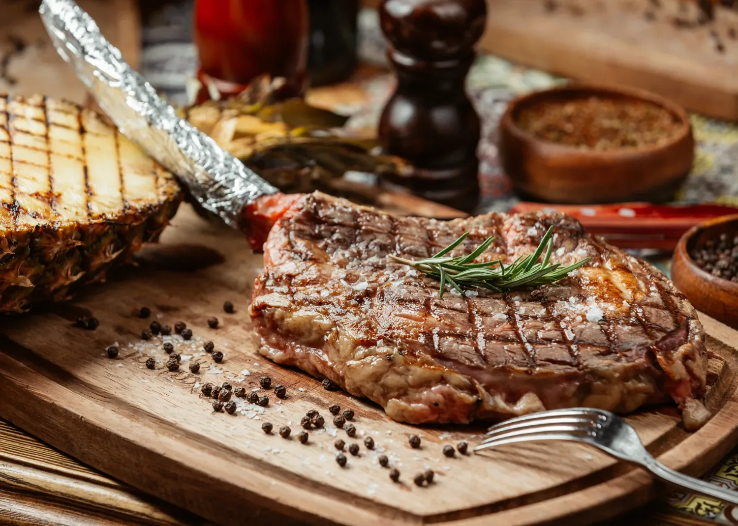 Kako pripraviti steak, da bo vedno mehak in sočen? Tukaj je skrivnost, ki stane točno 0 evrov!