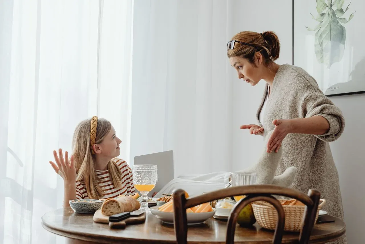 Kako vzgojiti čustveno inteligentnega otroka: 4 napake, ki jih starši delajo iz ljubezni