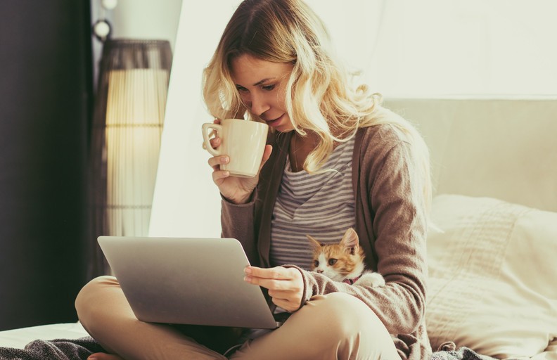 Kako zaslužiti na spletu več 1000 evrov mesečno in postati digitalni nomad?