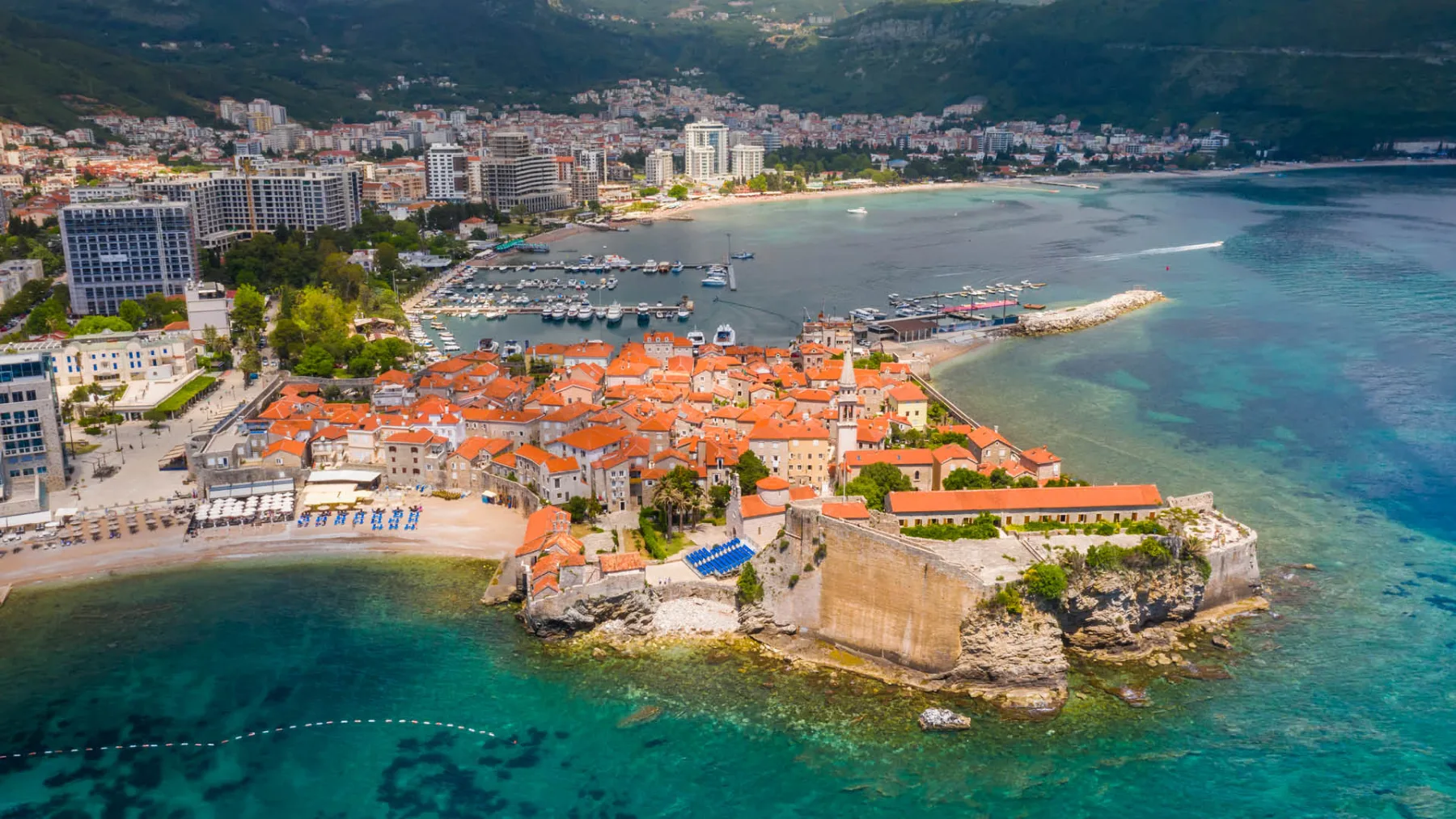 Kam na poceni city break 2026? To je seznam 10 evropskih destinacij, ki res ponudijo največ za najmanj