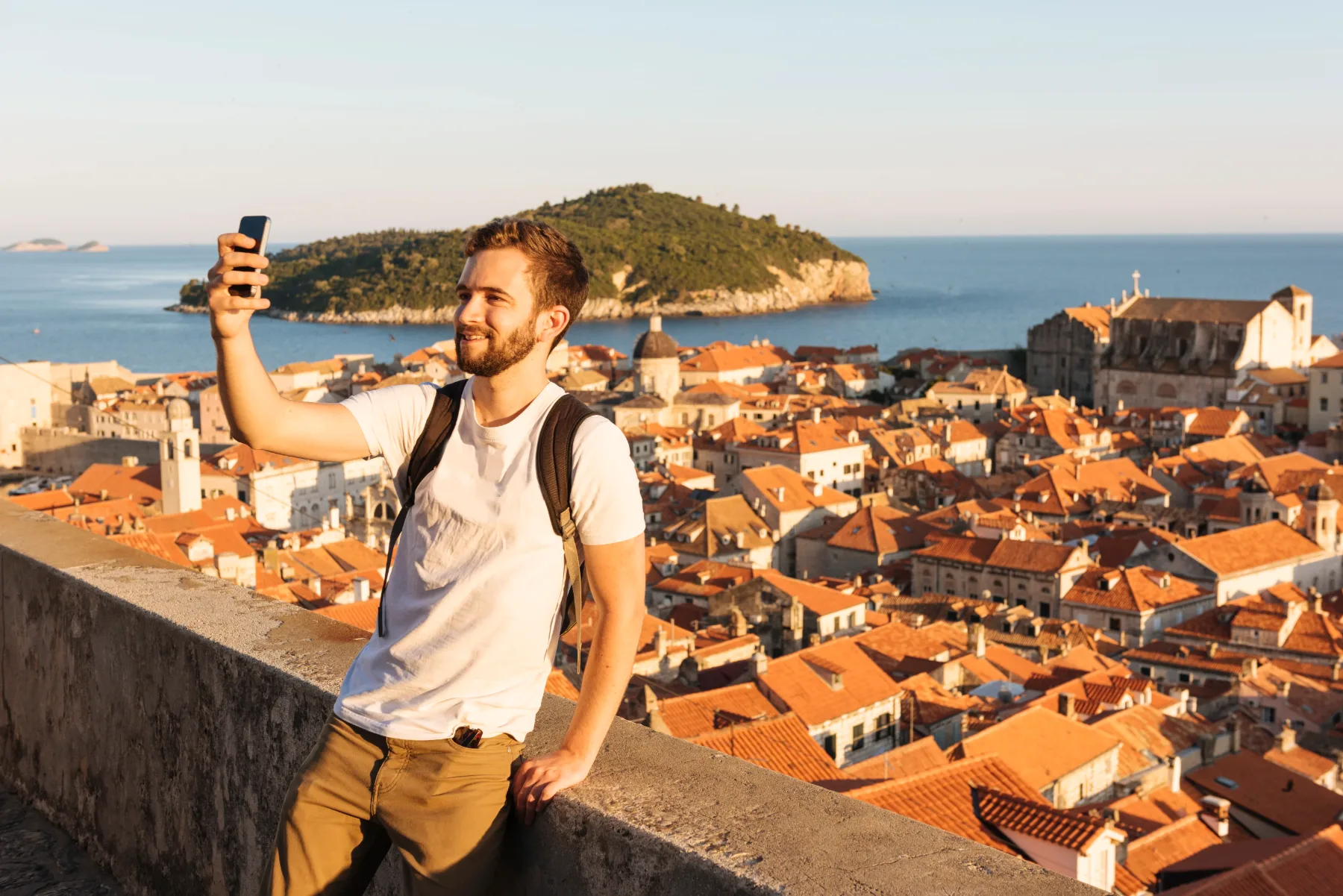 Kam potovati v jeseni? Čudovita mesta, kjer je jeseni še vedno toplo – a brez gneče turistov