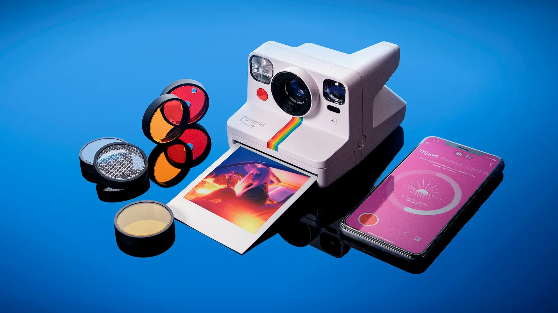 Kamera Polaroid Now+ se vrača z boljšo tehnologijo