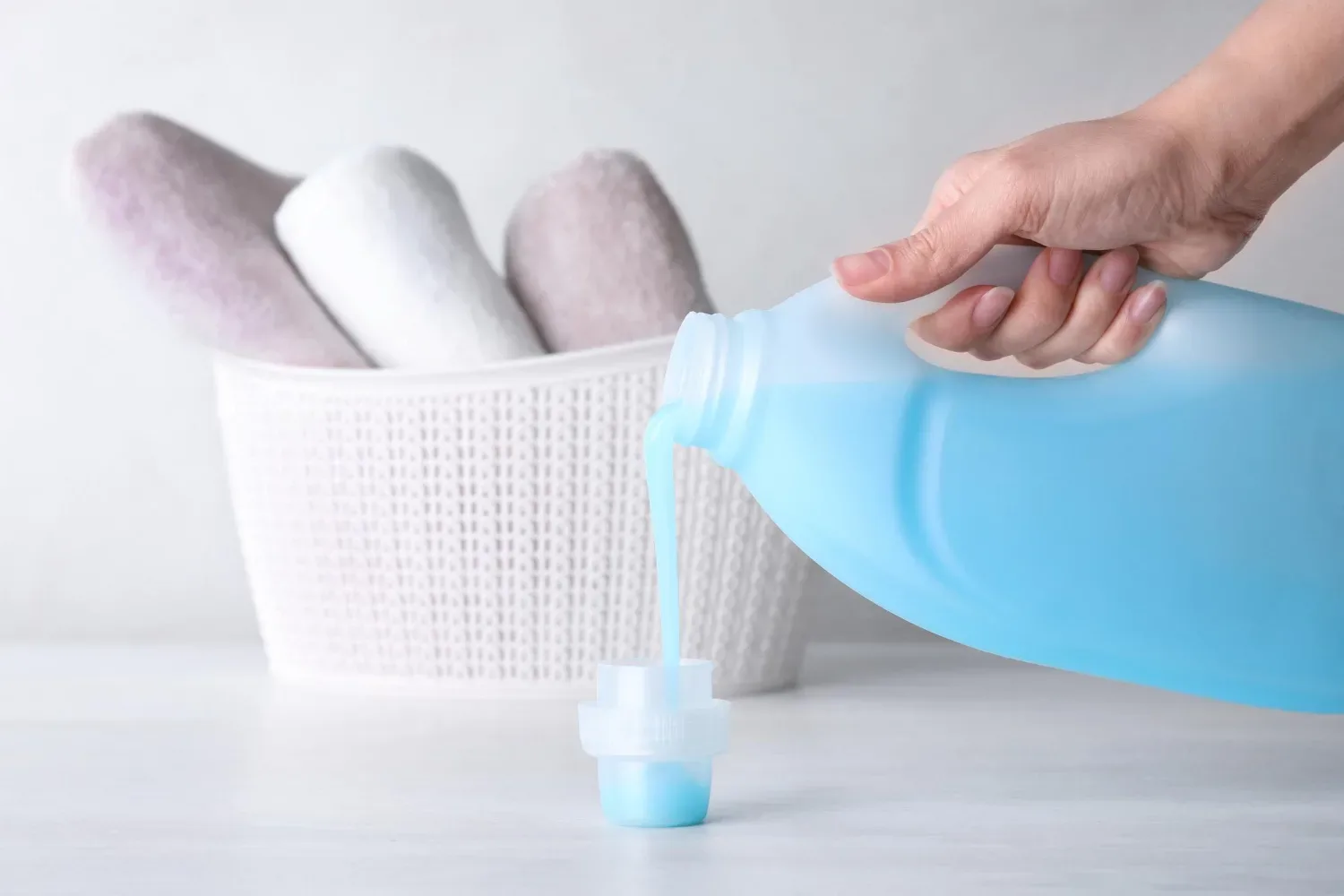 Kateri detergent za pranje perila je boljši — tekoči ali prašek? Razkrivamo, kateri je bolj učinkovit